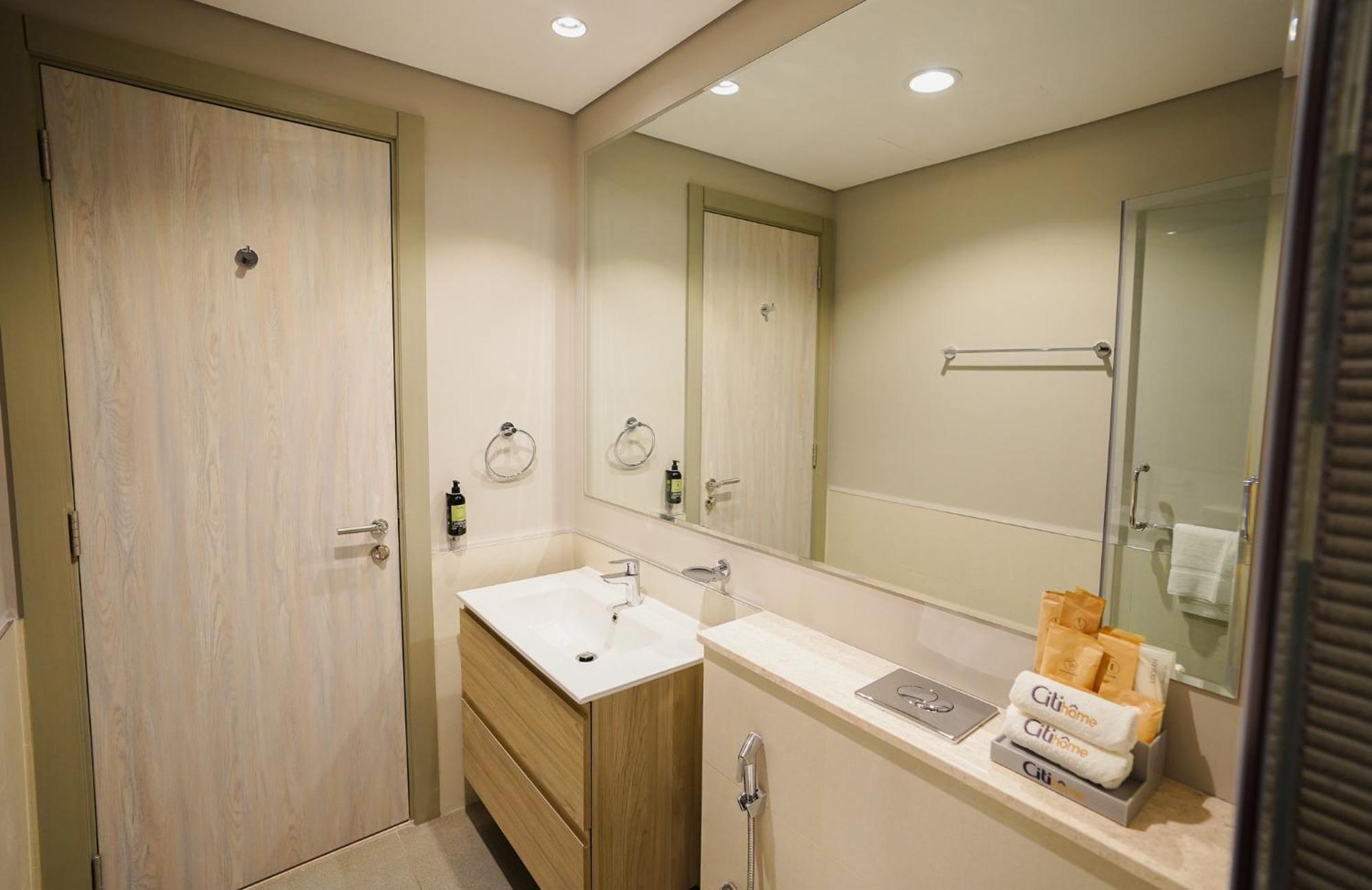 Casa de Férias Citihome-1br In Zada 5minutes To Business Bay Metro *